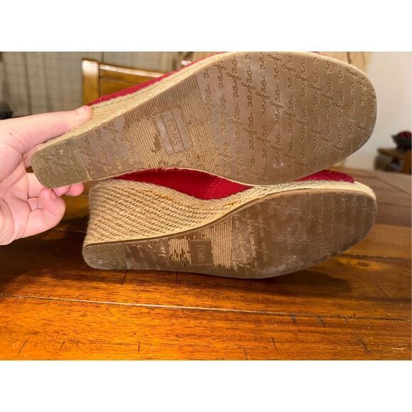 Toms Red Heeled Open Toe Wedges Womens Size 9 - Picture 7 of 8
